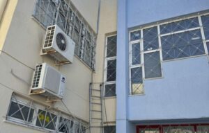 Νέα κλιματιστικά στα λύκεια του Δήμου Ηρακλείου για τις εξετάσεις