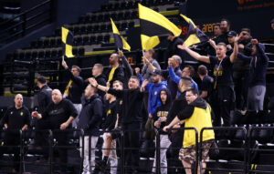 ΑΕΚ: Εντυπωσιακή στήριξη από τους οπαδούς στην προπόνηση