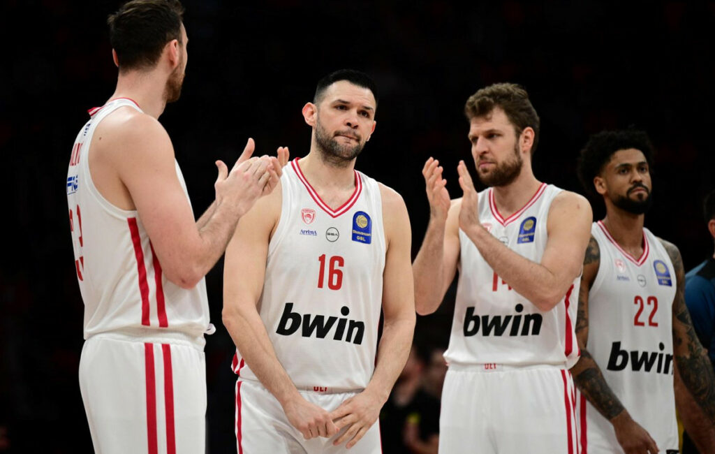 Ο Παπανικολάου φτάνει τα 800 παιχνίδια με τον Ολυμπιακό