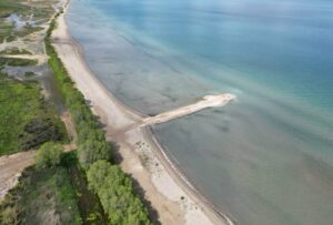 Δήμος Ωρωπού: Καταγγελία για αυθαίρετη απόθεση μπάζων σε περιοχή Natura