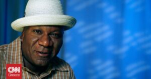 Ο Βινγκ Ρέιμς κατέρρευσε σε εστιατόριο – Επέστρεψε στο σπίτι του