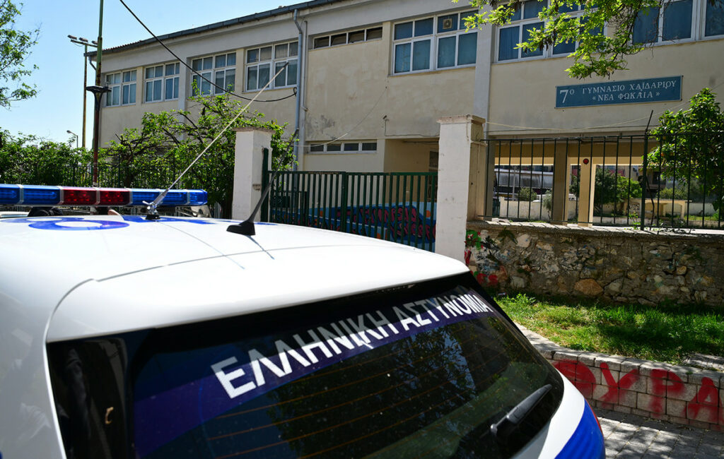 Σοκαριστική μαρτυρία για την 13χρονη που έπεσε από μπαλκόνι στο Χαϊδάρι