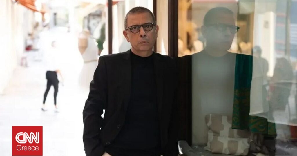 Ο Θάνος Σταθόπουλος και η αυτοβιογραφία μιας γενιάς στο νέο του βιβλίο