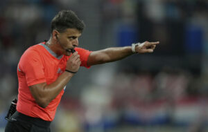 ΑΕΚ - ΠΑΟΚ: Ο Ισπανός Μανθάνο διευθύνει τη δράση στη Νέα Φιλαδέλφεια