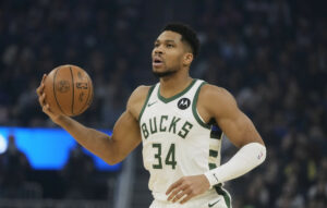 ESPN: Αντετοκούνμπο κοντά στους Μαϊάμι Χιτ