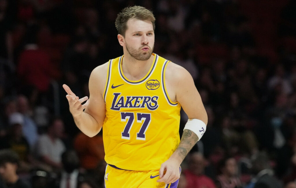 NBA: Η φανέλα του Ντόντσιτς κυριαρχεί σε πωλήσεις στην Ευρώπη και Μέση Ανατολή