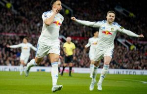 Premier League: Η Λιντς προκαλεί σοκ στην Γιουνάιτεντ με 1-2