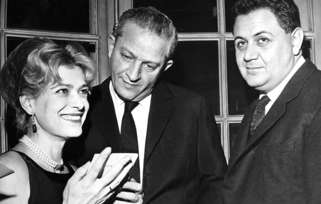 Σαν σήμερα 17 Απριλίου: Μάνος Χατζιδάκις και το Όσκαρ των "Παιδίων του Πειραιά"