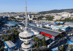 Δημοψήφισμα-ΔΕΘ: Αυστηρή κριτική σε κυβέρνηση και τοπική διοίκηση