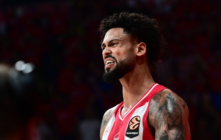 Αμφίβολοι οι Ντόρσεϊ και Γουόρντ για τον 2ο αγώνα με Μονακό