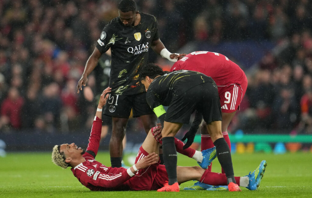 Λίβερπουλ: Σοβαρός τραυματισμός ο Εκιτικέ, χάνει τη σεζόν και το Παγκόσμιο Κύπελλο!