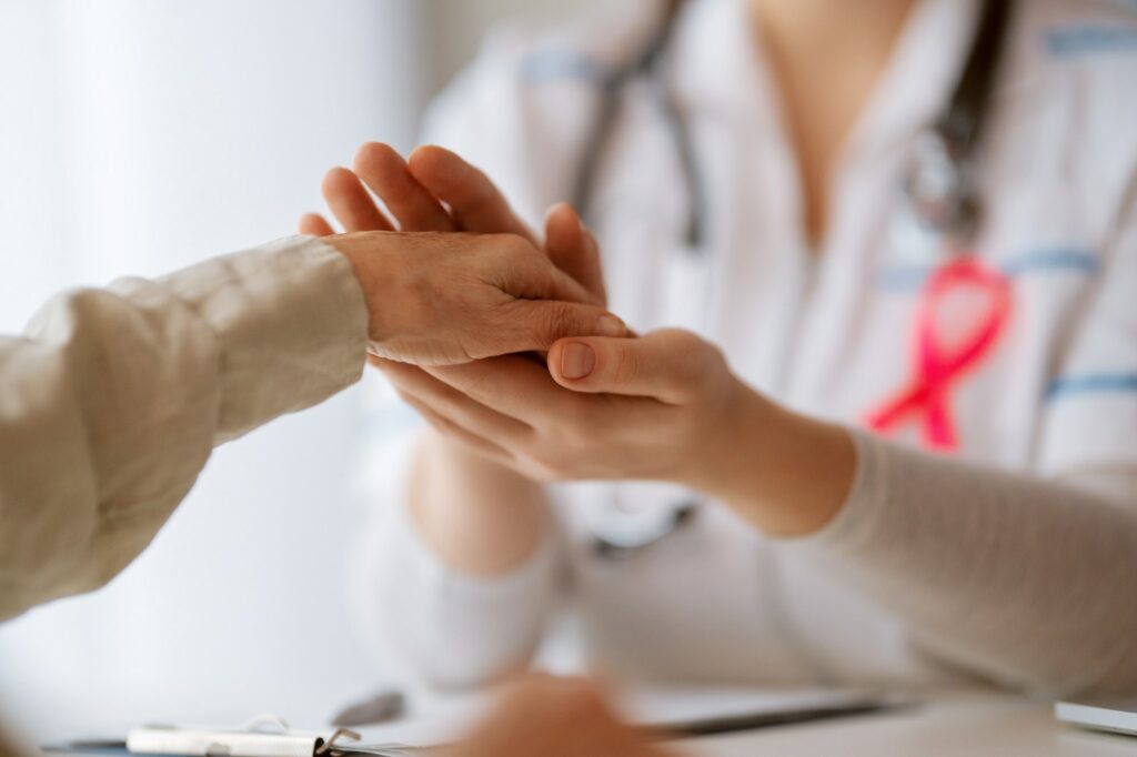 Αμερικανική μελέτη δείχνει ότι οι ανύπαντροι ενήλικες κινδυνεύουν περισσότερο από καρκίνο