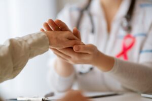 Αμερικανική μελέτη δείχνει ότι οι ανύπαντροι ενήλικες κινδυνεύουν περισσότερο από καρκίνο