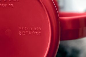 Δίαιτες χαμηλής πλαστικής μειώνουν χημικά που σχετίζονται με το πλαστικό σε 7 ημέρες