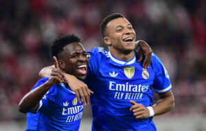 Οι αστέρες της Ρεάλ Μαδρίτης θέλουν τον Αρμπελόα στον πάγκο