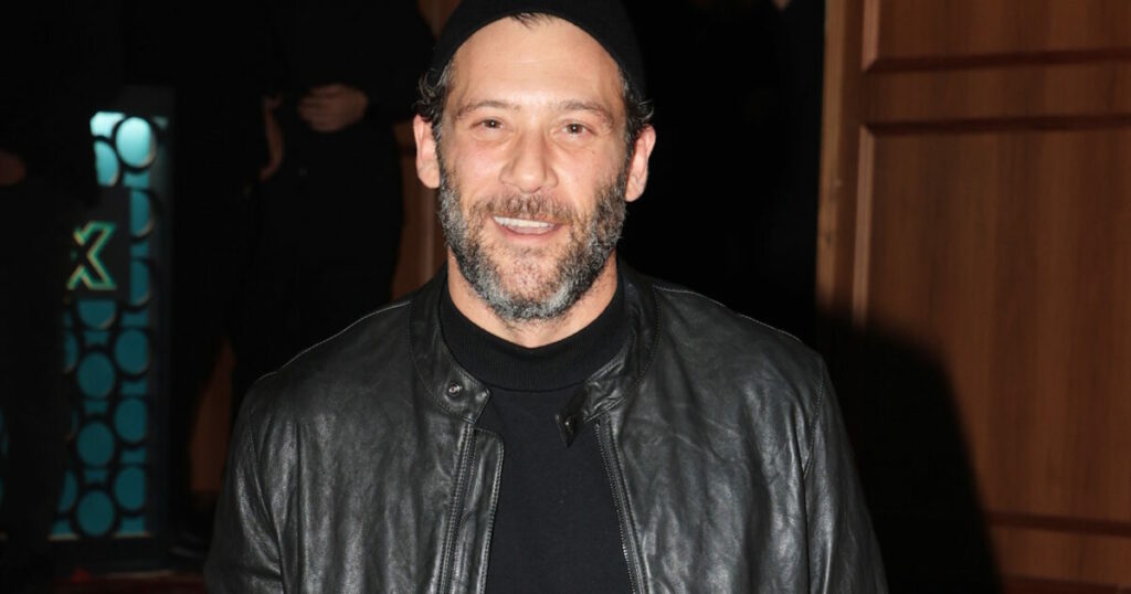 Αντίνοος Αλμπάνης: Ανάγκη και επιλογή στην προστασία της οικογένειας