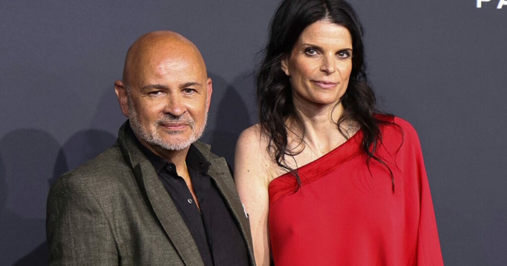 Αθηνά Ωνάση: Εντυπωσίασε σε επίδειξη μόδας στη Βαρκελώνη