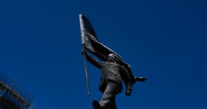 Banksy: Νέο άγαλμα εντοπίστηκε στο Λονδίνο