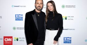 Τζάστιν Θερού: Ο ερχομός του γιου του φέρνει ευτυχία