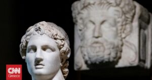 Η διαχρονική επιρροή της αρχαίας Αθήνας και Ρώμης στο σύγχρονο κόσμο