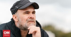 Θανάσης Δόβρης: «Το μέλλον έρχεται να καταβροχθίσει τα πάντα»