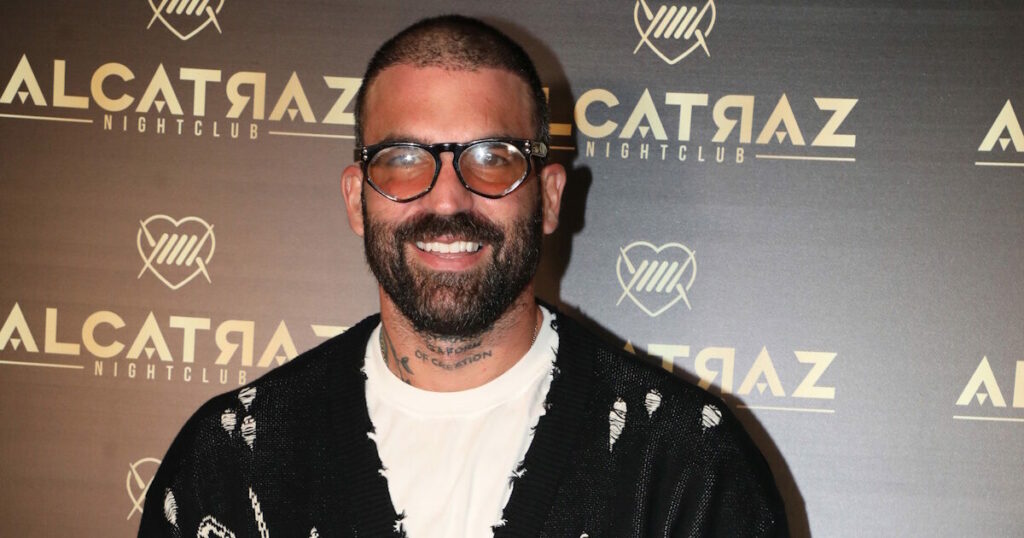 Δημήτρης Αλεξάνδρου: Το φίδι του στον αέρα με τη Ρία Ελληνίδου