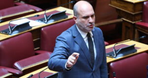 Δημήτρης Μαρκόπουλος: Δεν θα εκθέσω τα πτυχία μου για να ευχαριστηθεί ο βούρκος