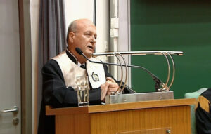 Ογκολόγος Μανώλης Μιχαηλάκης: Θλίψη για τον θάνατό του στην ακαδημαϊκή κοινότητα