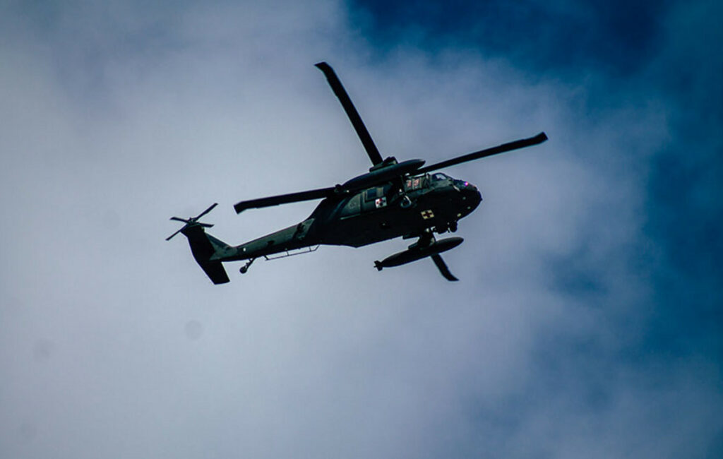 Συναγερμός στην Κρήτη: Κυβερνητική κινητοποίηση για ελικόπτερο της Πολεμικής Αεροπορίας