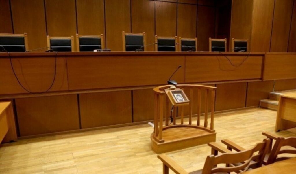 Αγωγές του Δημοσίου κατά ΑΔΕΔΥ για την απεργία-αποχή