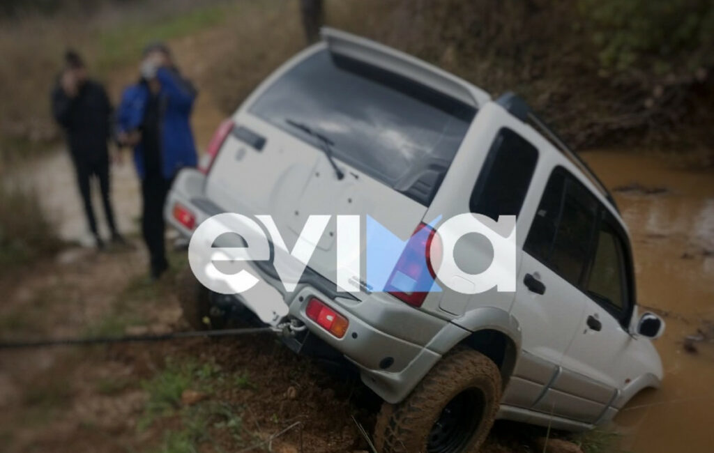 Τροχαίο στην Εύβοια: Τζιπ έπεσε σε ρέμα – Σώθηκαν οι επιβάτες