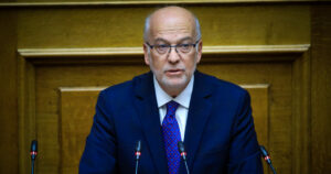 Γιώργος Φλωρίδης: Ευσεβείς πόθοι για την απομόνωση του Μητσοτάκη