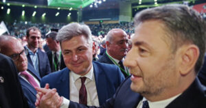 Ο Νικόλας Φαραντούρης εντάσσεται στο ΠΑΣΟΚ - Εντείνονται οι πολιτικές κινήσεις