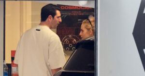 Ντορέττα Παπαδημητρίου και Γιώργος Γεροντιδάκης εντοπίστηκαν σε κατάστημα παιχνιδιών