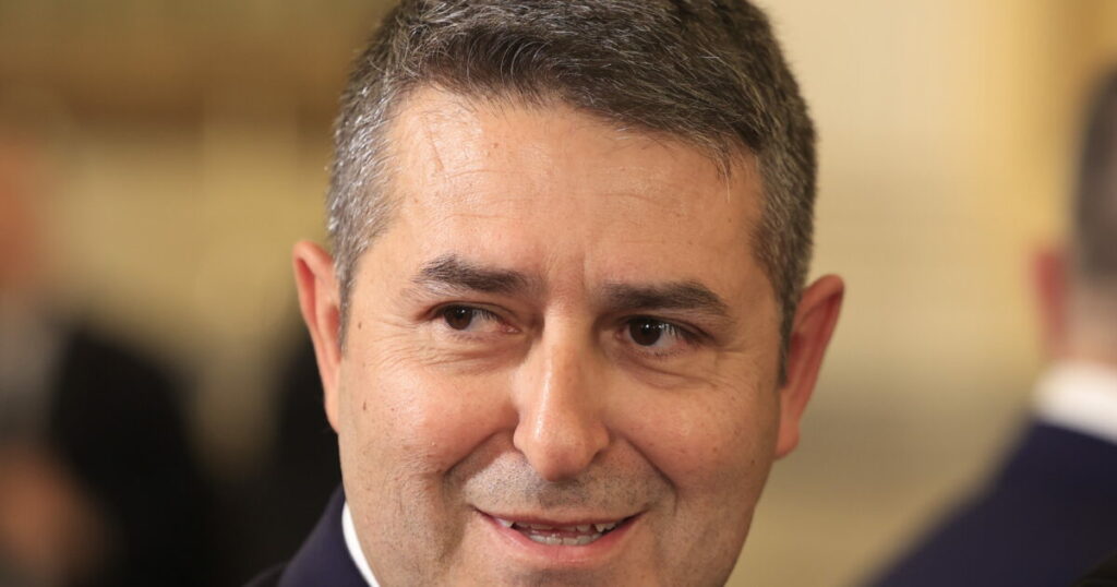 Γιώργος Μυλωνάκης: Πέντε ημέρες διασωληνωμένος - Σταθερή η κατάσταση της υγείας του