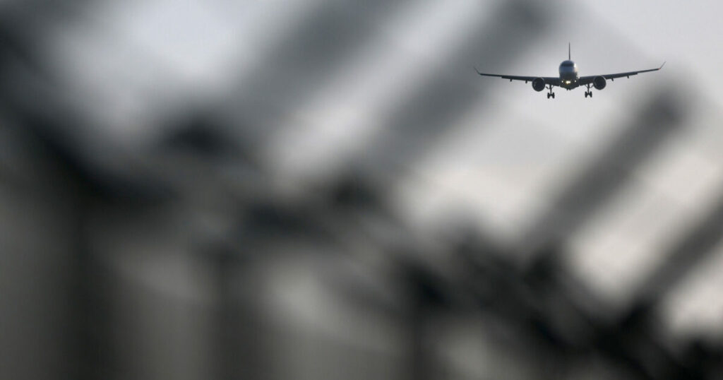 Άνοιξε ο εναέριος χώρος του Ιράν μετά την έναρξη του πολέμου