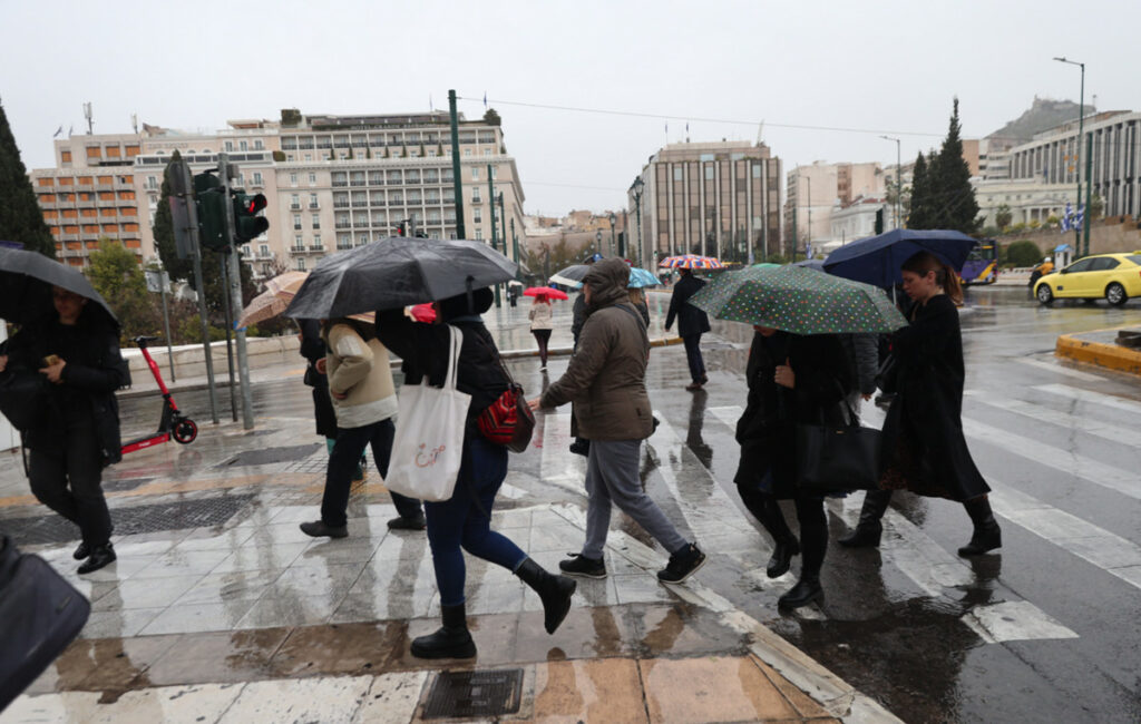 Σφοδρή κακοκαιρία Erminio: Πού θα πλήξει η βροχή στην Αττική