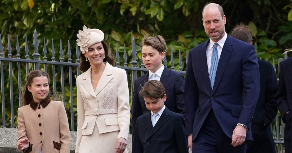 Η βασιλική οικογένεια στην πασχαλινή λειτουργία - Η Κέιτ Μίντλετον και ο πρίγκιπας Τσορτζ