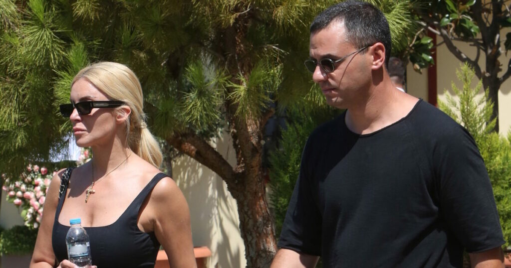 Πάρτι για τα 5 χρόνια του Παναγιώτη Κουτσουμπή στο Κολωνάκι