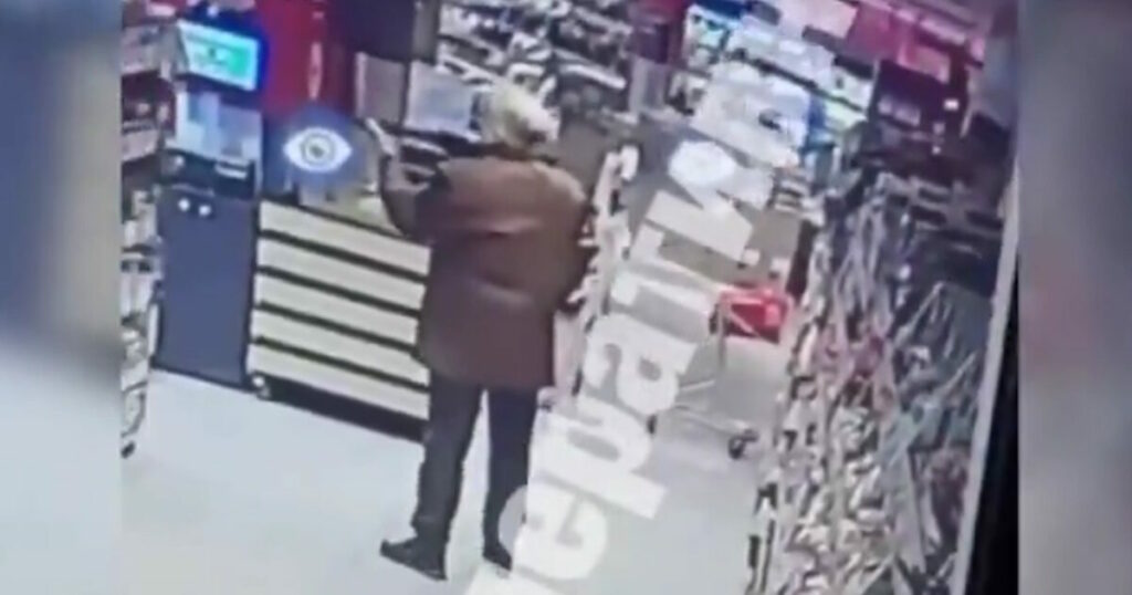 Κίεβο: Θάνατος του ένοπλου που σκότωσε δύο ανθρώπους σε σούπερ μάρκετ