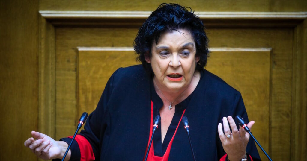 Λιάνα Κανέλλη: Συμπάσχει με Γιώργο Μυλωνάκη για τις προσωπικές επιθέσεις