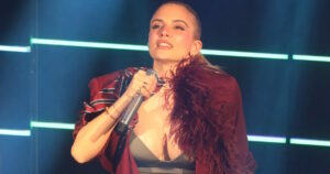 Κατερίνα Λιόλιου: Το μοναδικό καλοκαίρι της με περιοδεία σε όλη την Ελλάδα