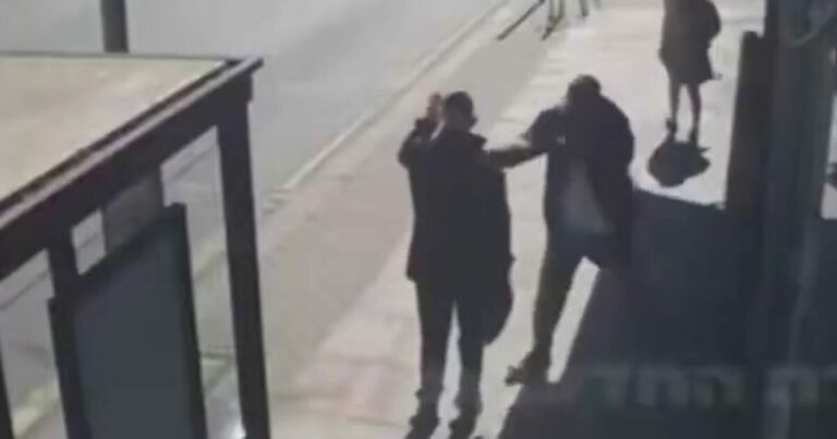 Λονδίνο: Τρομοκρατική οργάνωση που συνδέεται με το Ιράν ανέλαβε την ευθύνη για μαχαίρωμα Εβραίων