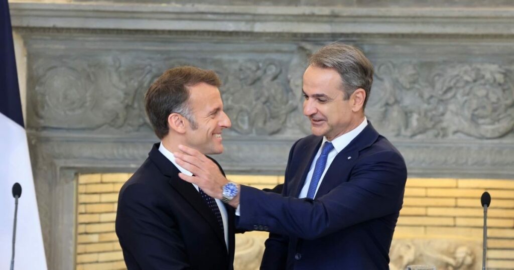 Κυριάκος Μητσοτάκης: Ανάρτηση με στιγμιότυπα από την επίσκεψη Μακρόν