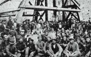 Σαν σήμερα 8 Απριλίου: Η απεργία των μεταλλωρύχων στο Λαύριο