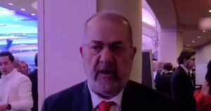 Μιχάλης Ιγνατίου: Στιγμές τρόμου στο δείπνο των ανταποκριτών του Λευκού Οίκου