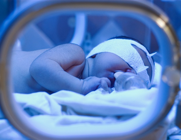 Κίνδυνοι από την ηλιακή ακτινοβολία σε βρέφη μέσω παραθύρων