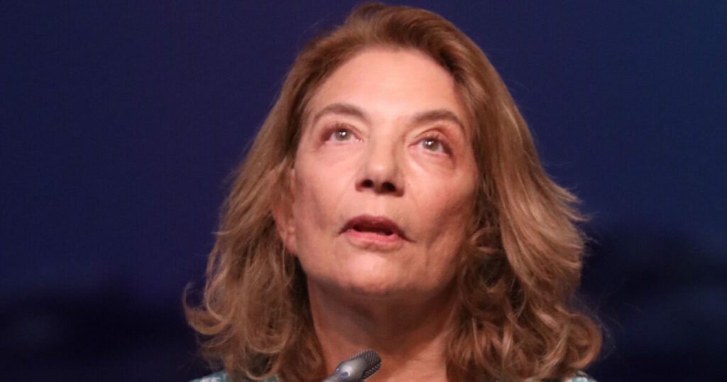 Όλια Λαζαρίδου: Αναστοχασμός για τα λάθη και τις σχέσεις