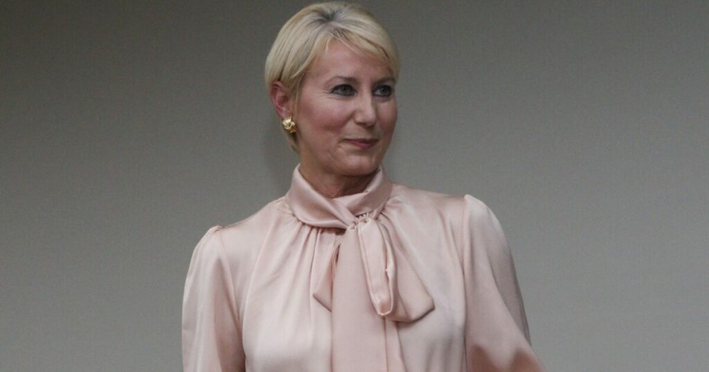 Νατάσα Παζαΐτη: Διπλή έκπληξη στα γενέθλιά της από τα παιδιά της και την ομάδα της