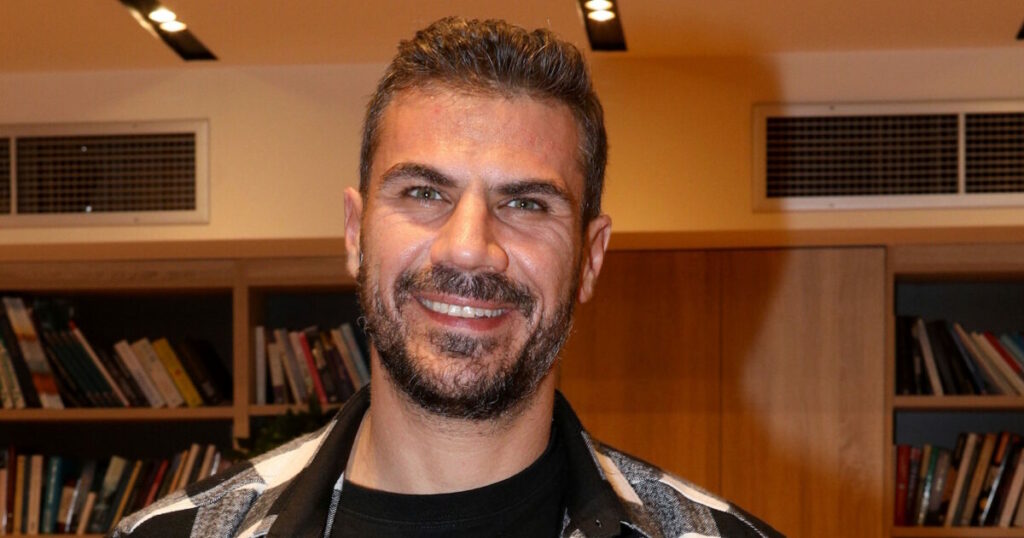 Ο Άκης Πετρετζίκης συναντά τον Τζέιμι Όλιβερ: Μια αξέχαστη φωτογραφία